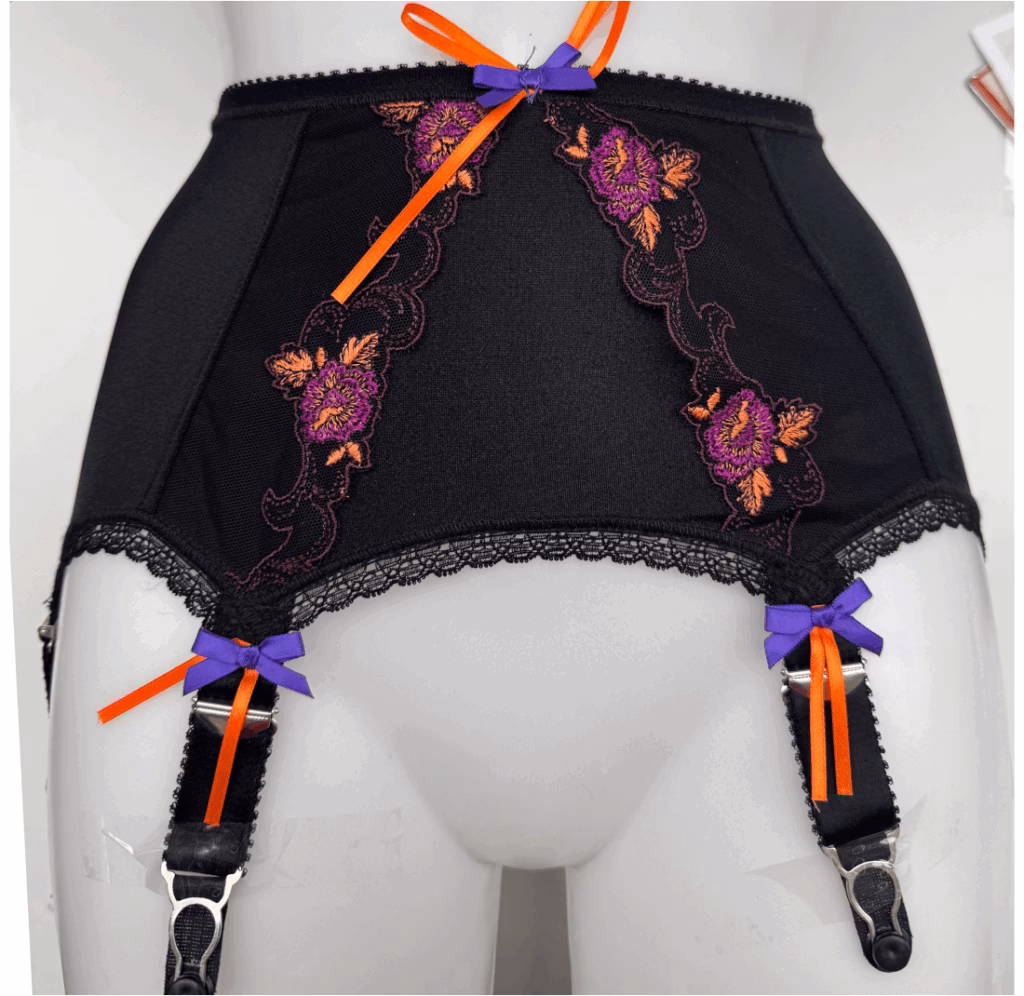 Superweicher Strumpfgürtel "AMBER mit 4 6 oder 8 Trägern Schwarz. Gr. S & M